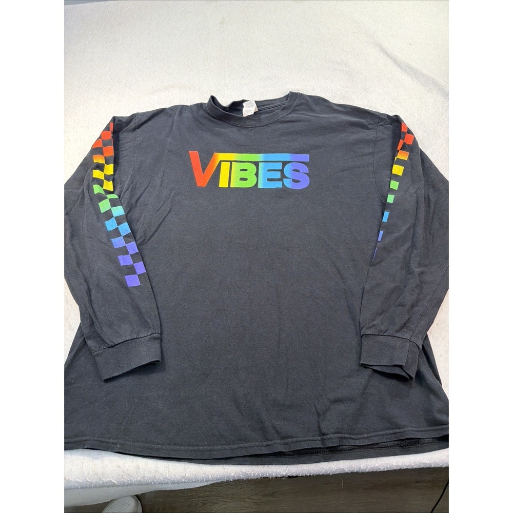 Black Gildan Long Sleeve Vibes Rainbow Checkered Sleeve Graphic T-Shirt XL